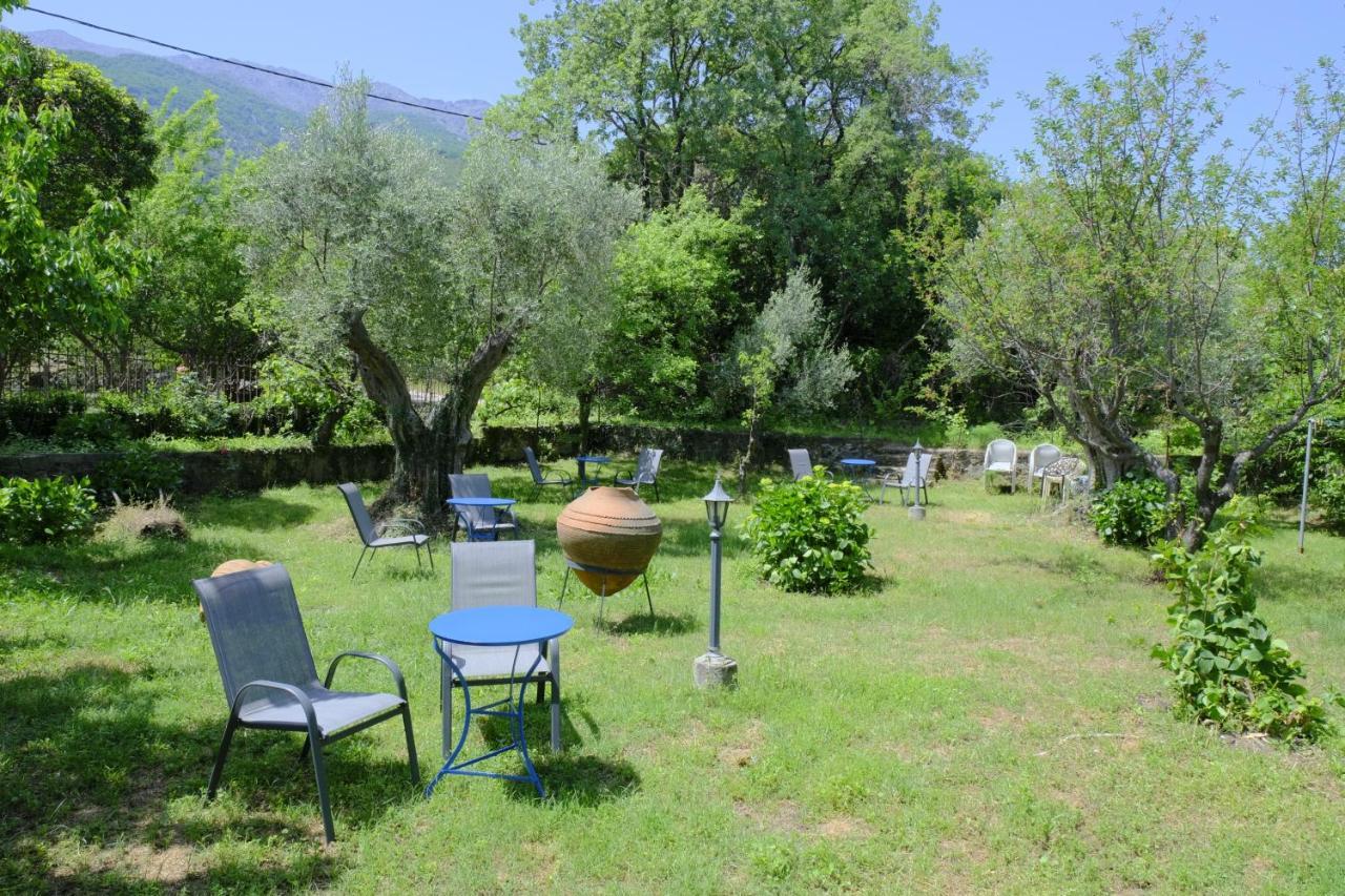 Alekas Studios Θέρμα Εξωτερικό φωτογραφία