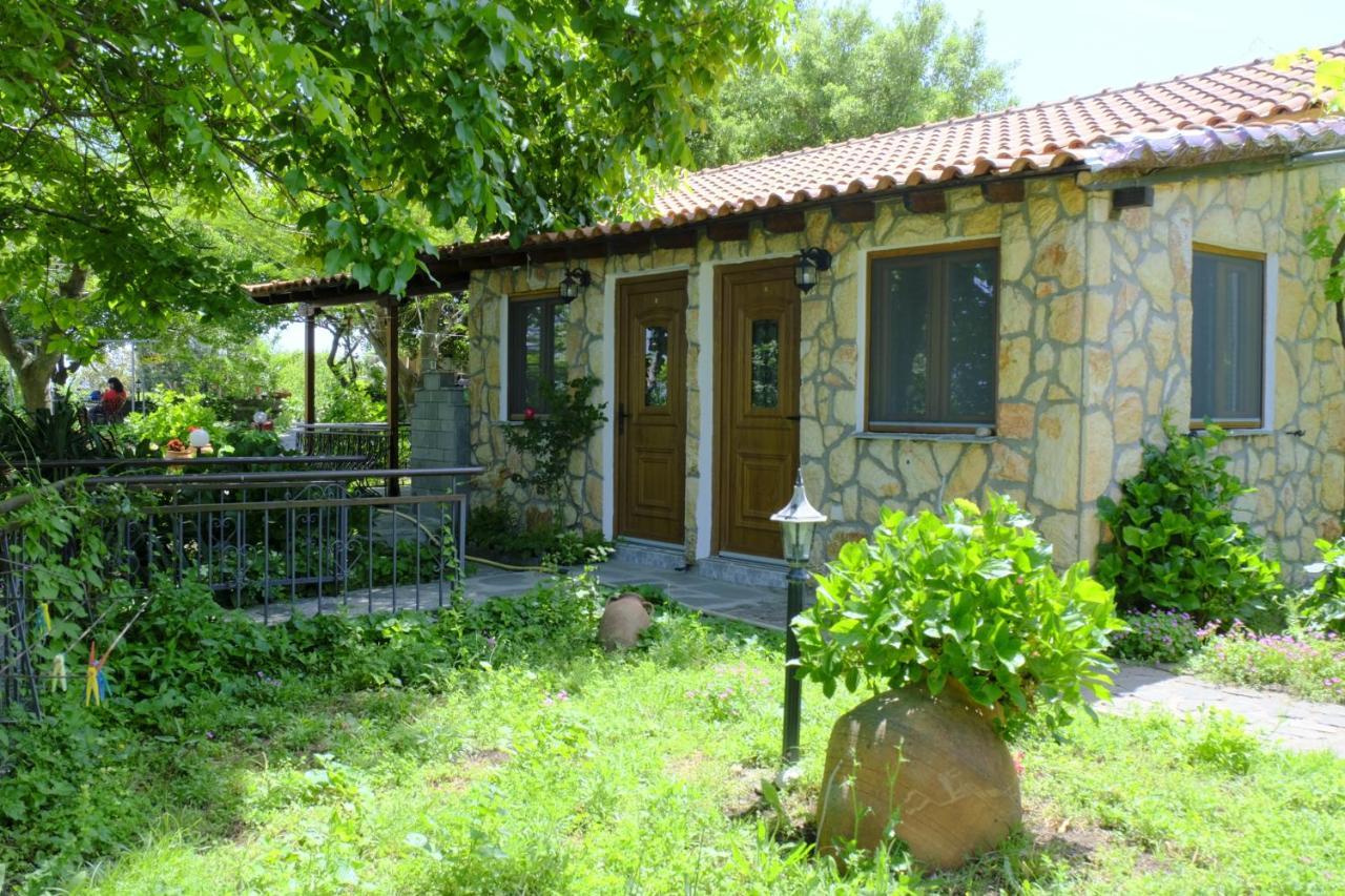 Alekas Studios Θέρμα Εξωτερικό φωτογραφία