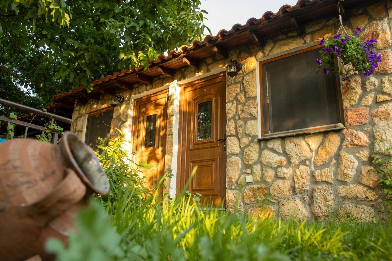 Alekas Studios Θέρμα Εξωτερικό φωτογραφία